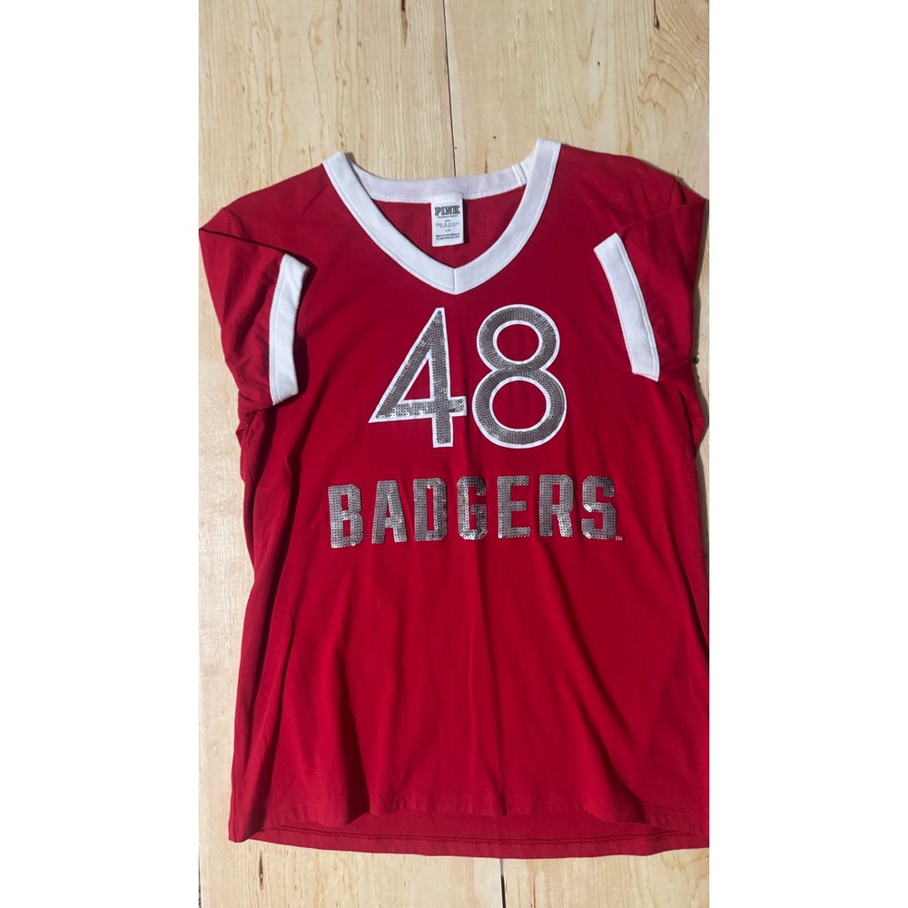 PINK Victoria's Secret Wisconsin Badgers 48 Sequin V-Neck Jersey Tee Red L